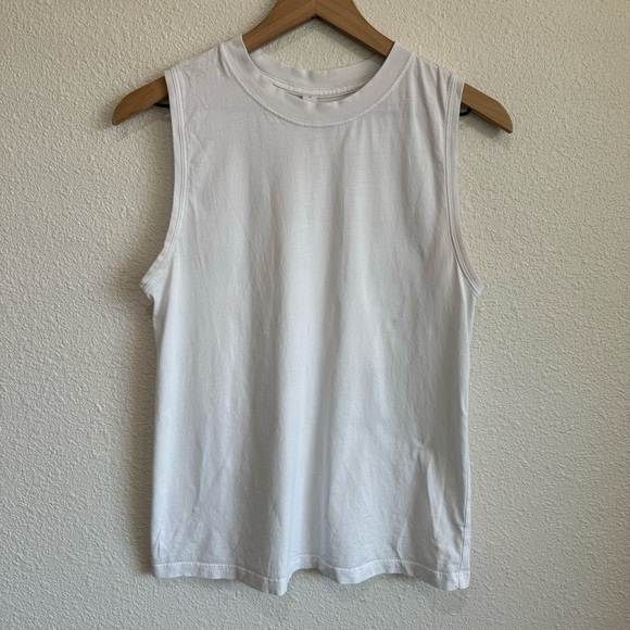 Lululemon Women's Size 4 All Yours Boyfriend Tank Gym White Workout Casual - Picture 1 of 10